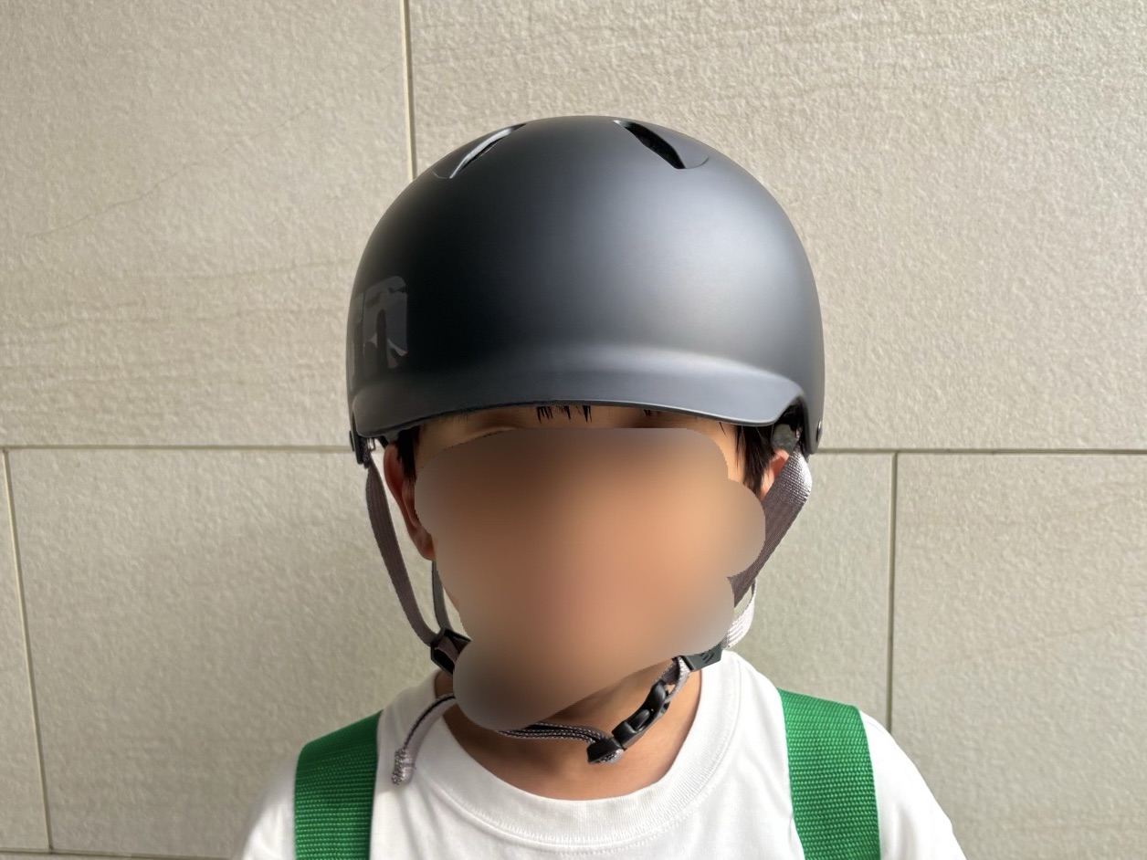 bern（バーン）ジュニアヘルメット「バンディート」のサイズ感などを