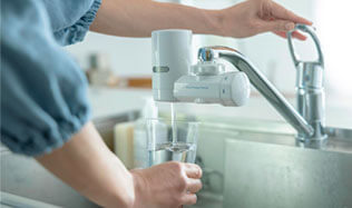 F915HU/F915KHU | クリンスイの製品 | 家庭用・浄水器の三菱ケミカル