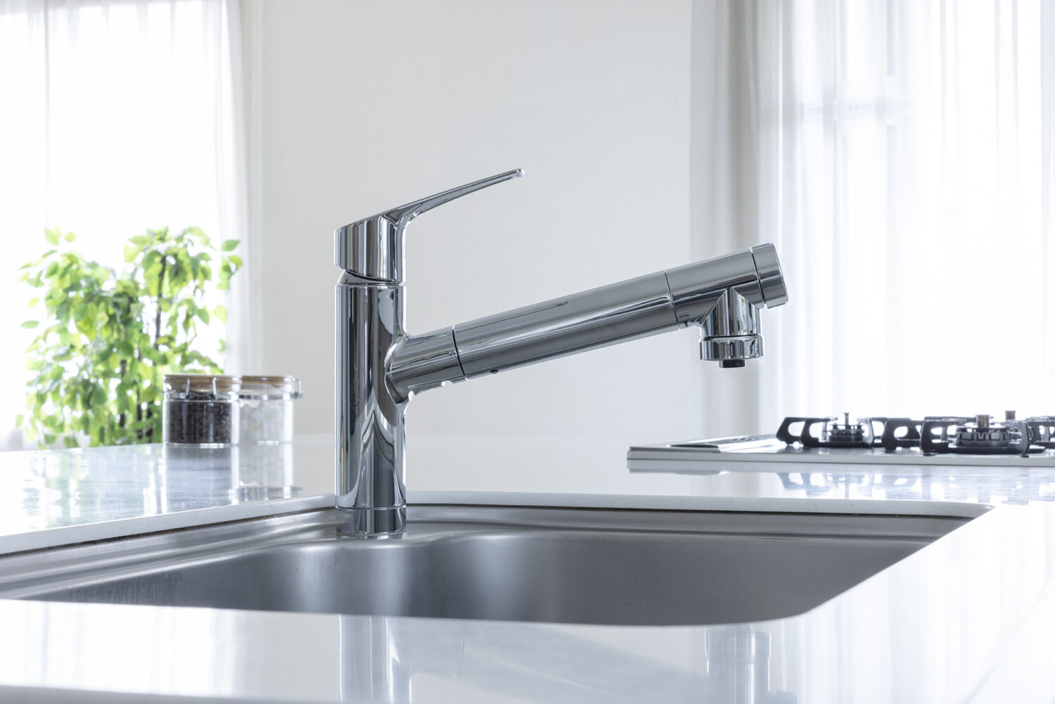 クリンスイ、ビルトイン浄水器スパウトインタイプから新商品