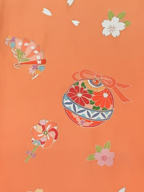 七五三 7歳 女の子用 日本製 正絹 金駒刺繍 絵羽付け 四つ身の着物