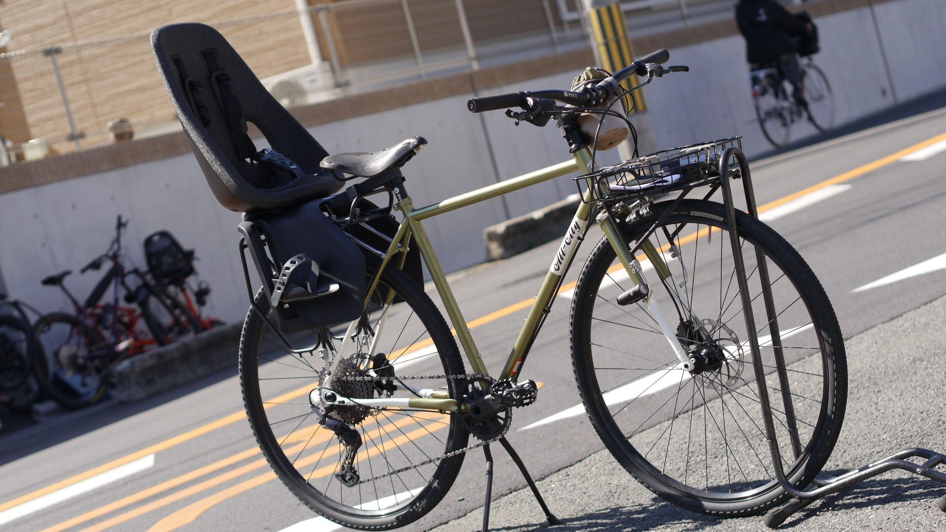 チャイルドシート取付☆ALL City/ SUPER PROFESSIONAL x YEPP Nexxt