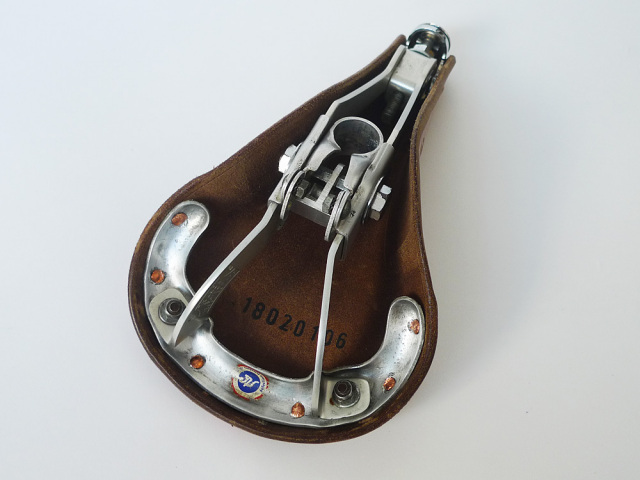 イデアル サドル 90 革張替え サイクルグランボア