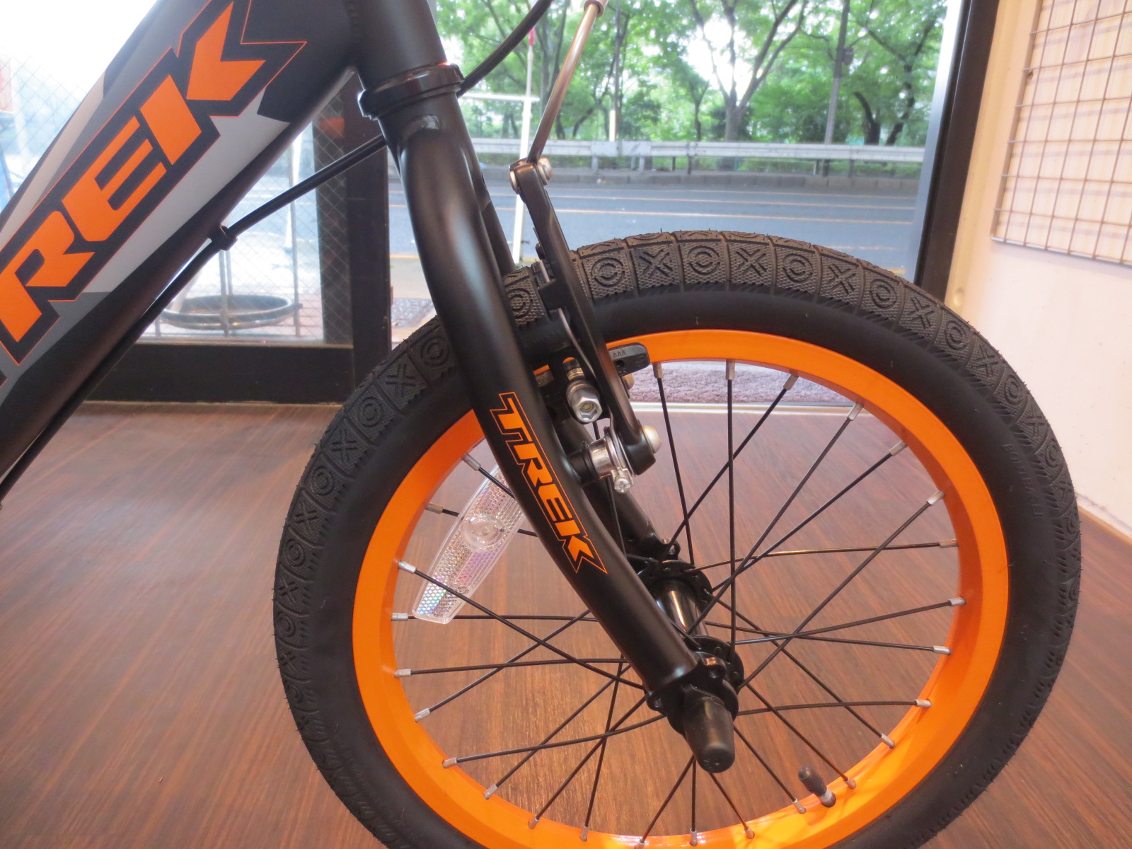 2015モデル TREK（トレック）JET16（ジェット16・キッズバイク）ご紹介