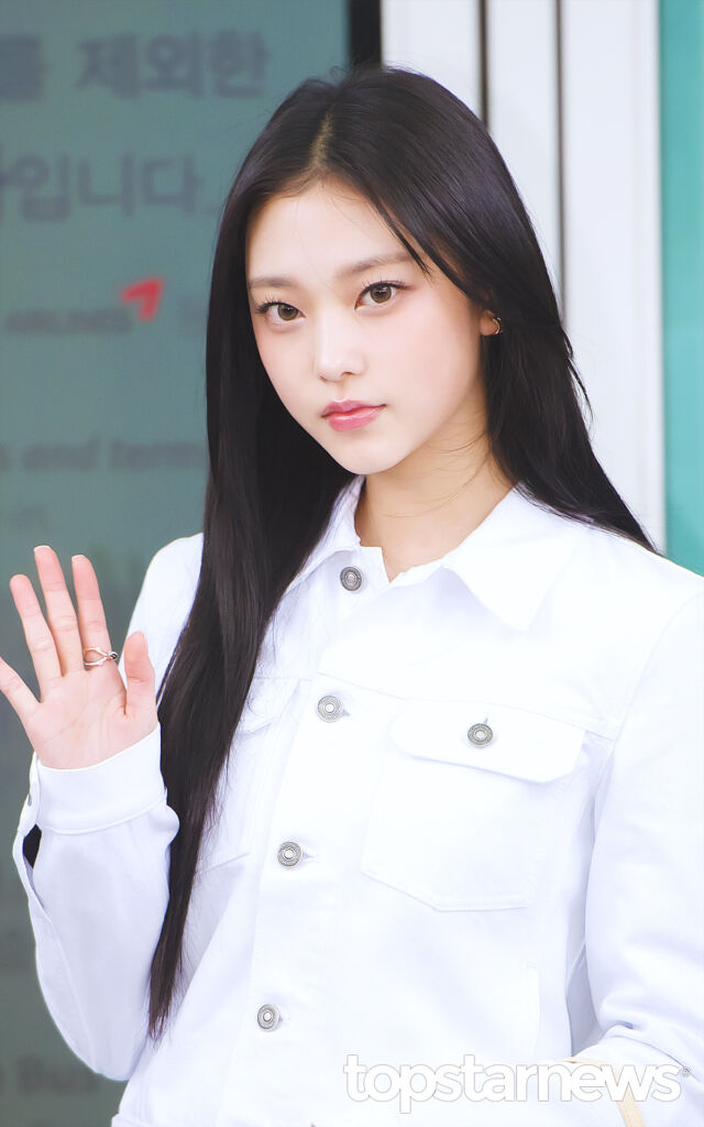 NewJeans ヘリン、スケジュールのためフランスへ出国！(PHOTO4枚