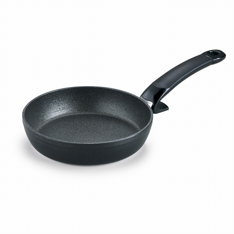 フィスラー フライパン20cm | ハーモニック 商品検索サイト