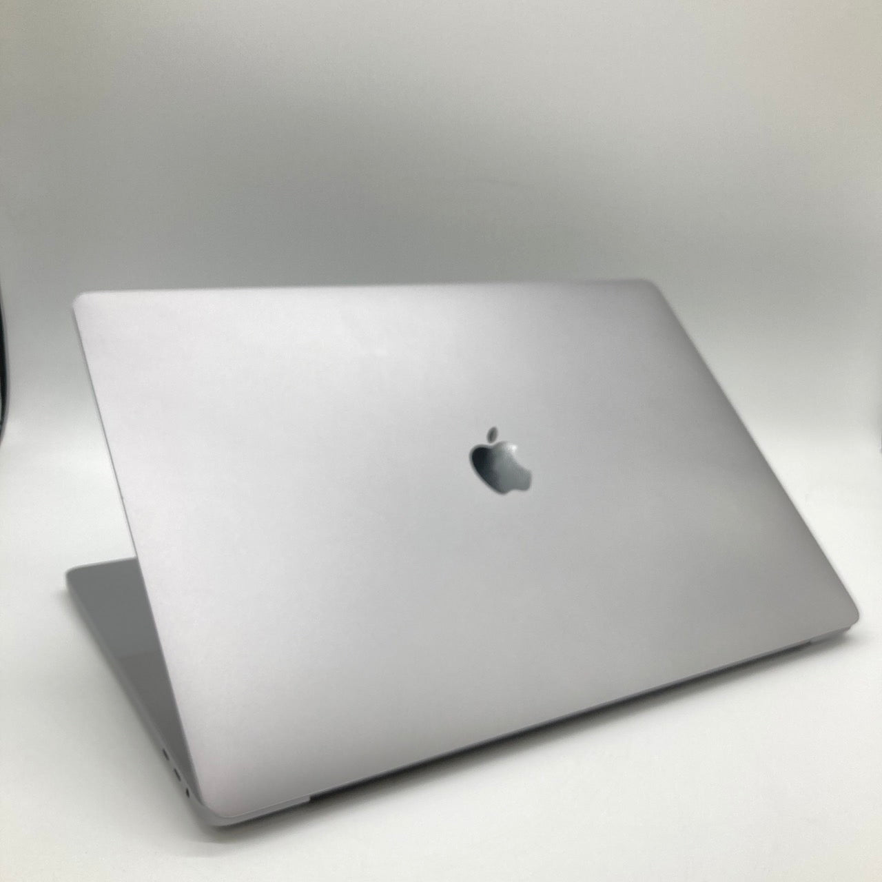 MacBook Pro 16 インチ 2019 スペースグレイ Core i7 2.6 GHZ SSD 16GB