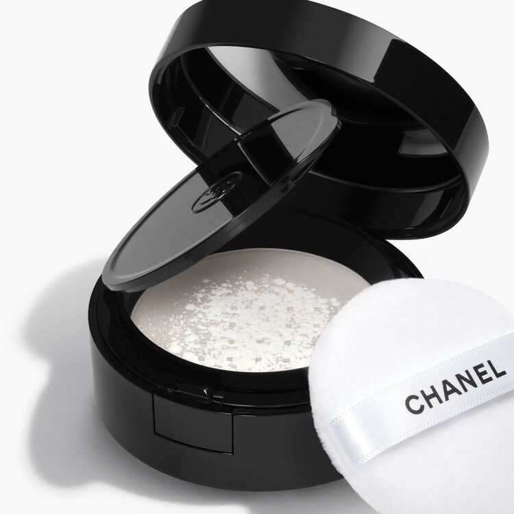 プードゥル ユニヴェルセル リーブル オン-ザ-ゴー(10 ライト):CHANEL