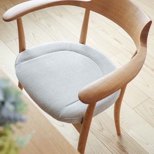 飛騨家具 HIDA 飛騨産業 CRESCENT クレセント アームチェア 張座 国産