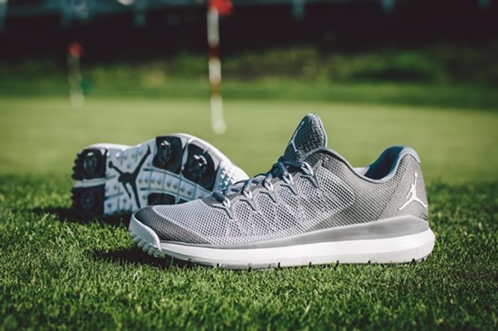 ナイキ、“ジョーダンブランド”からゴルフシューズが登場！ - ゴルフ