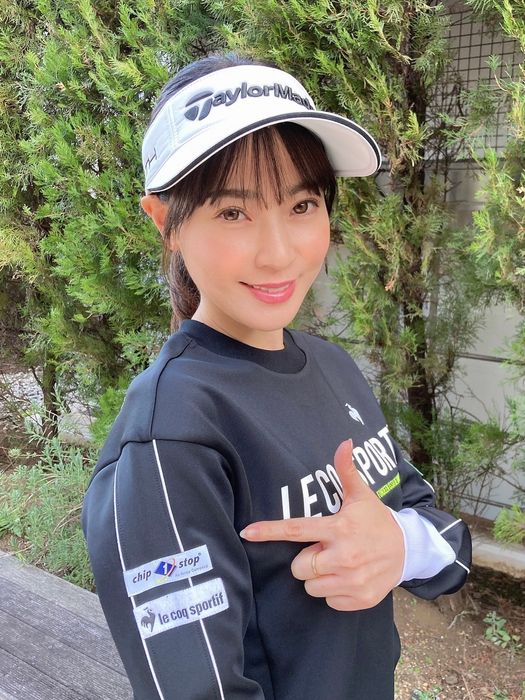 美人過ぎるプロゴルファー”竹村真琴がチップワンストップとスポンサー