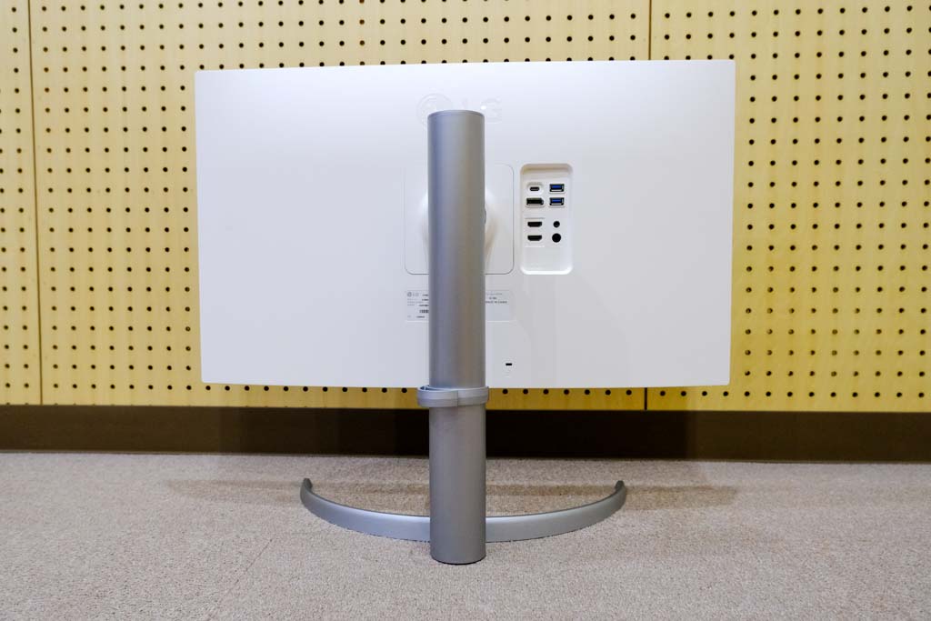 LG 27UP850はUSB-C1本で接続と充電ができる4K60Hzモニター｜MacBook