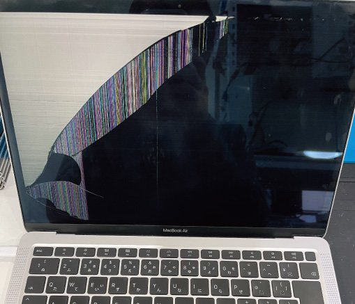 2025年版】MacBook Air MacBook Proの画面修理と料金 | 武蔵小杉の