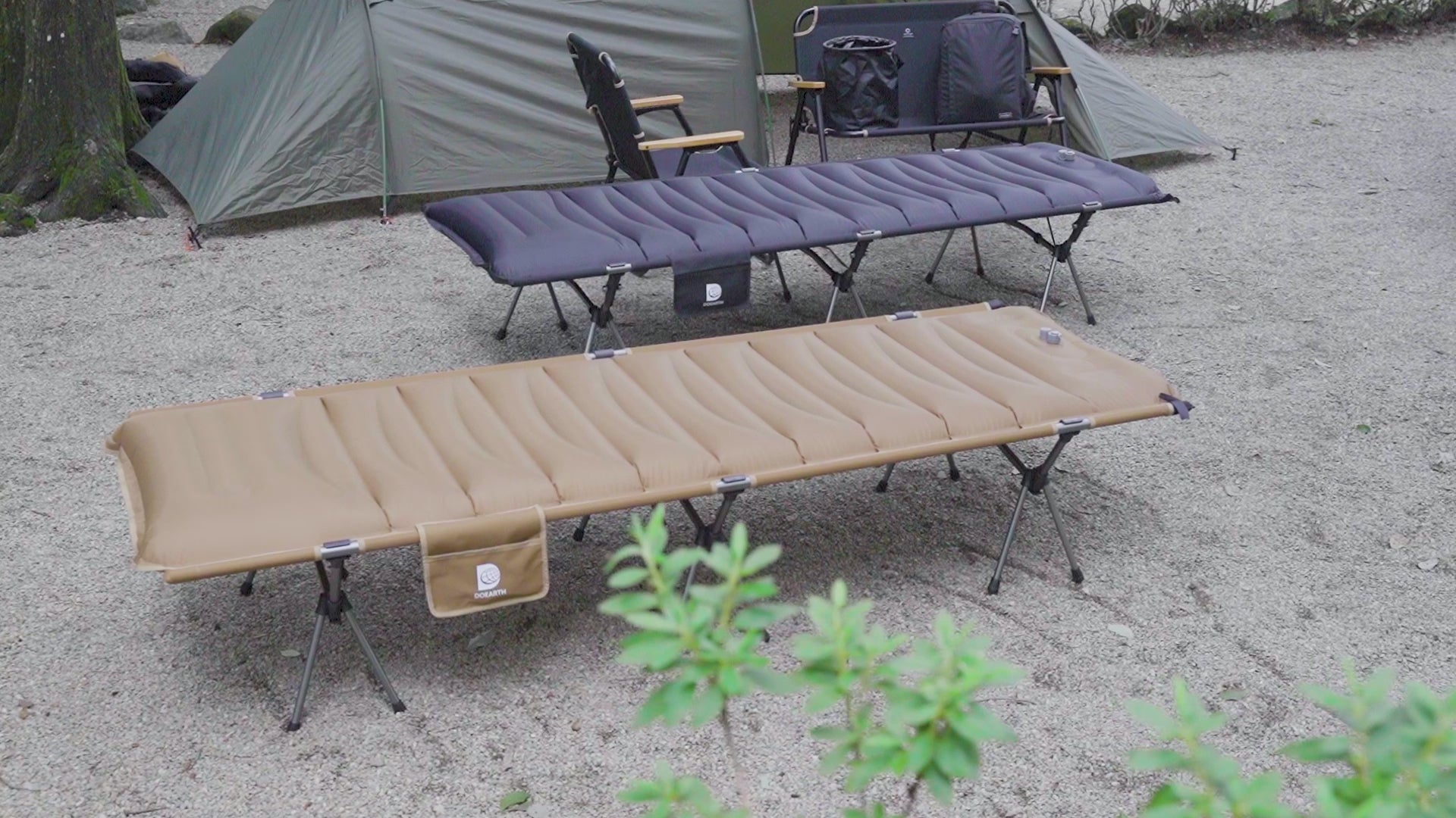 キャンプ泊に沼るエアーコットマットGussuri【注文後2〜4営業日以内に