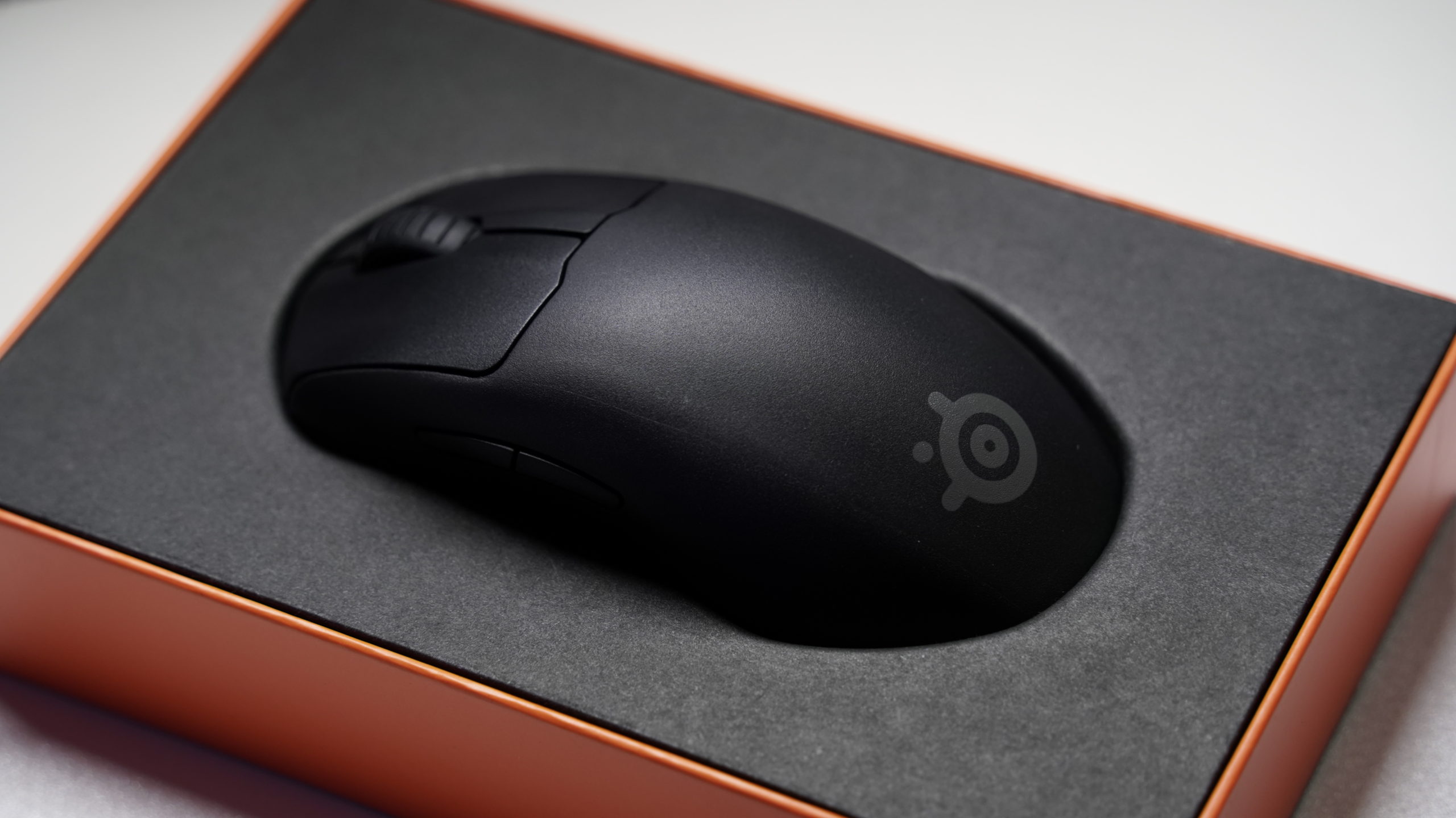 SteelSeries「Prime Mini Wireless」レビュー！ 手にフィットしやすい