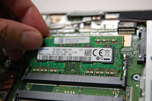 動画あり）東芝 ノートPC dynabook B45/B B55/B メモリ増設 | パソコン