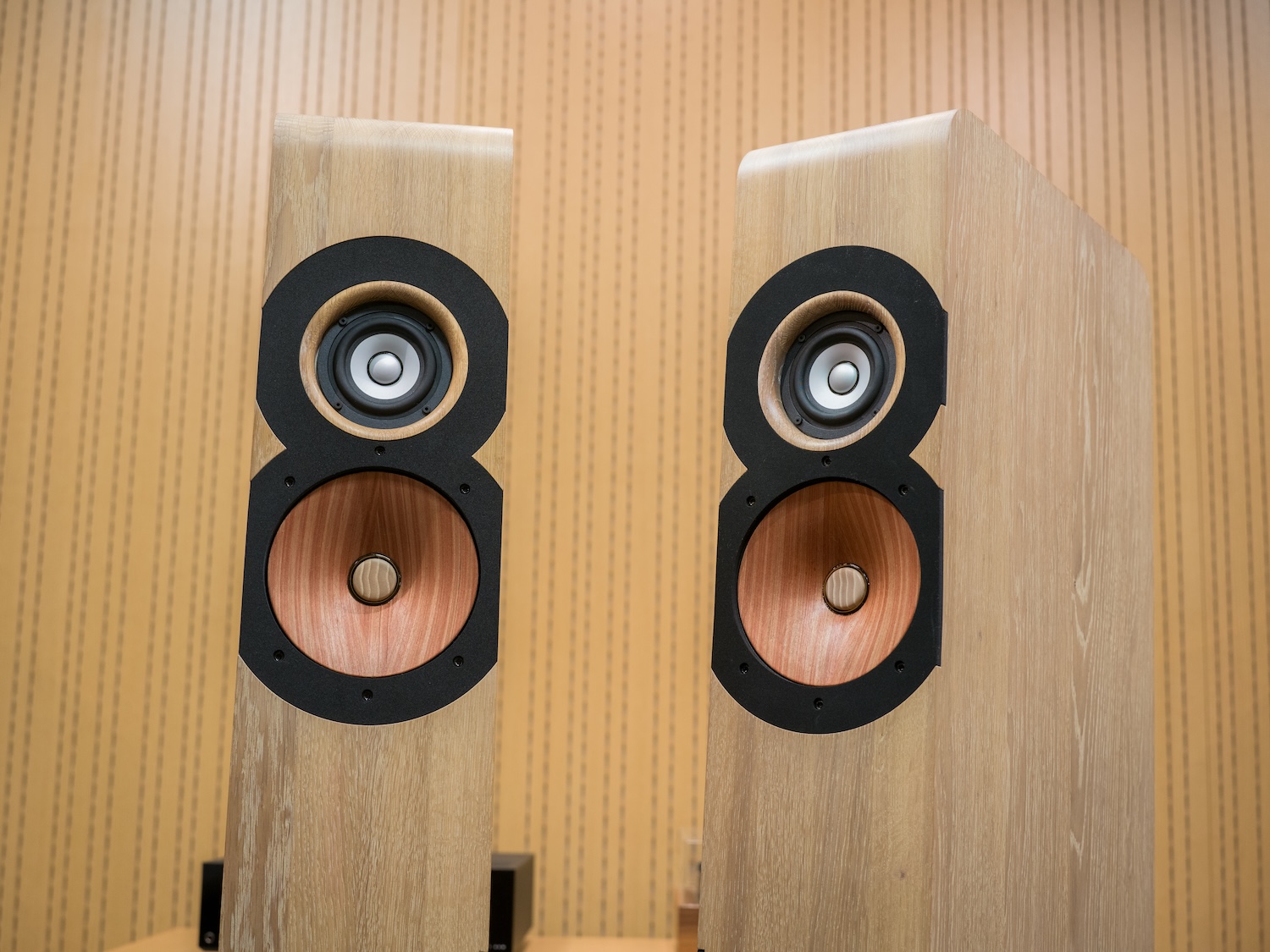 中古製品入荷情報 | Dynamicaudio 5555 3F