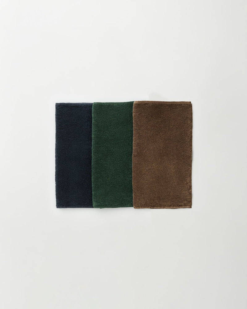 Botanically coloured linen towel – ÉCHAPPER | エシャペ