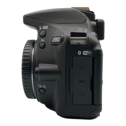 Nikon (ニコン) デジタル一眼レフカメラ D5600 ダブルズームキット