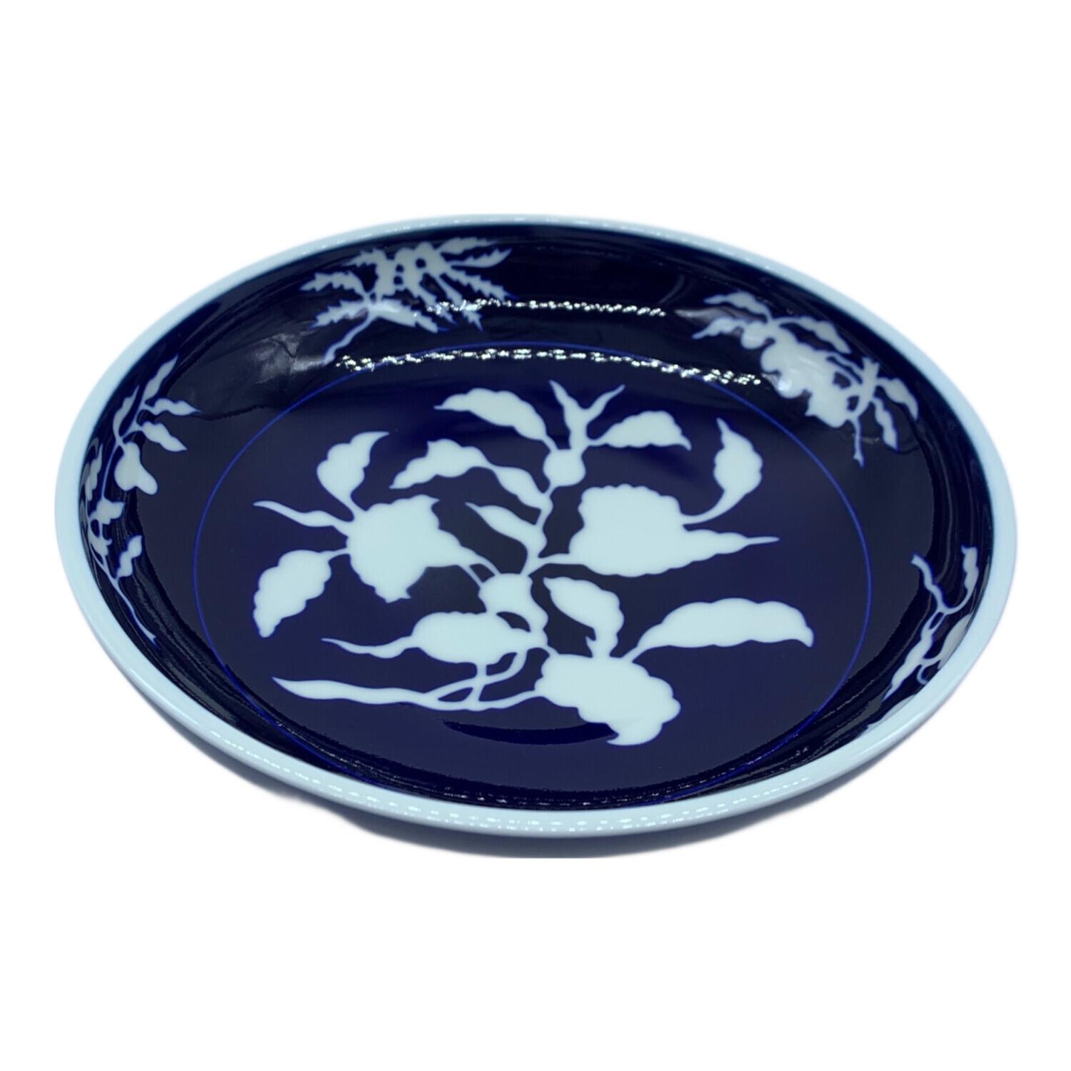 深川製磁 (フカガワセイジ) 盛鉢 草花折枝白抜紋｜トレファクONLINE