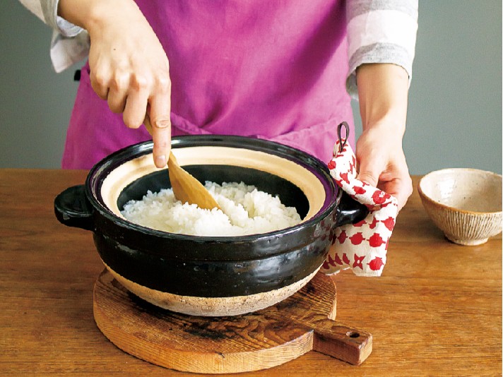 長谷園 ヘルシー蒸し鍋（黒） 大 （陶製すのこ付）(蒸し鍋（大