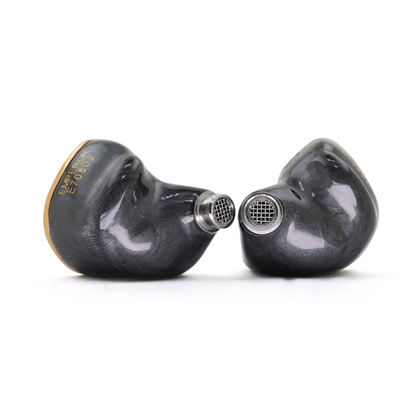 qdc よりqdcのIEM技術の粋を結集したハイエンドコンセプトモデル