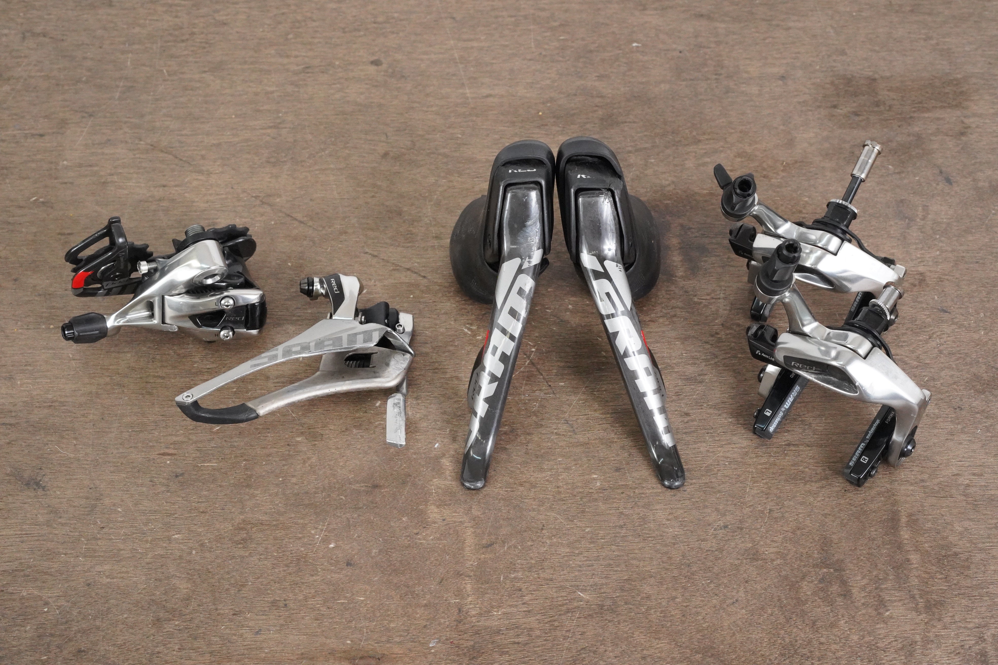SRAM Red YAW 10 Speed Mechanical Rim Brake Road Groupset – Elevate
