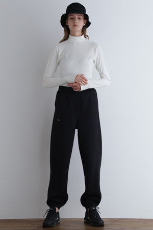 LE PHIL(ル フィル)｜《LE PHIL SPORTS》テックダンボールパンツ