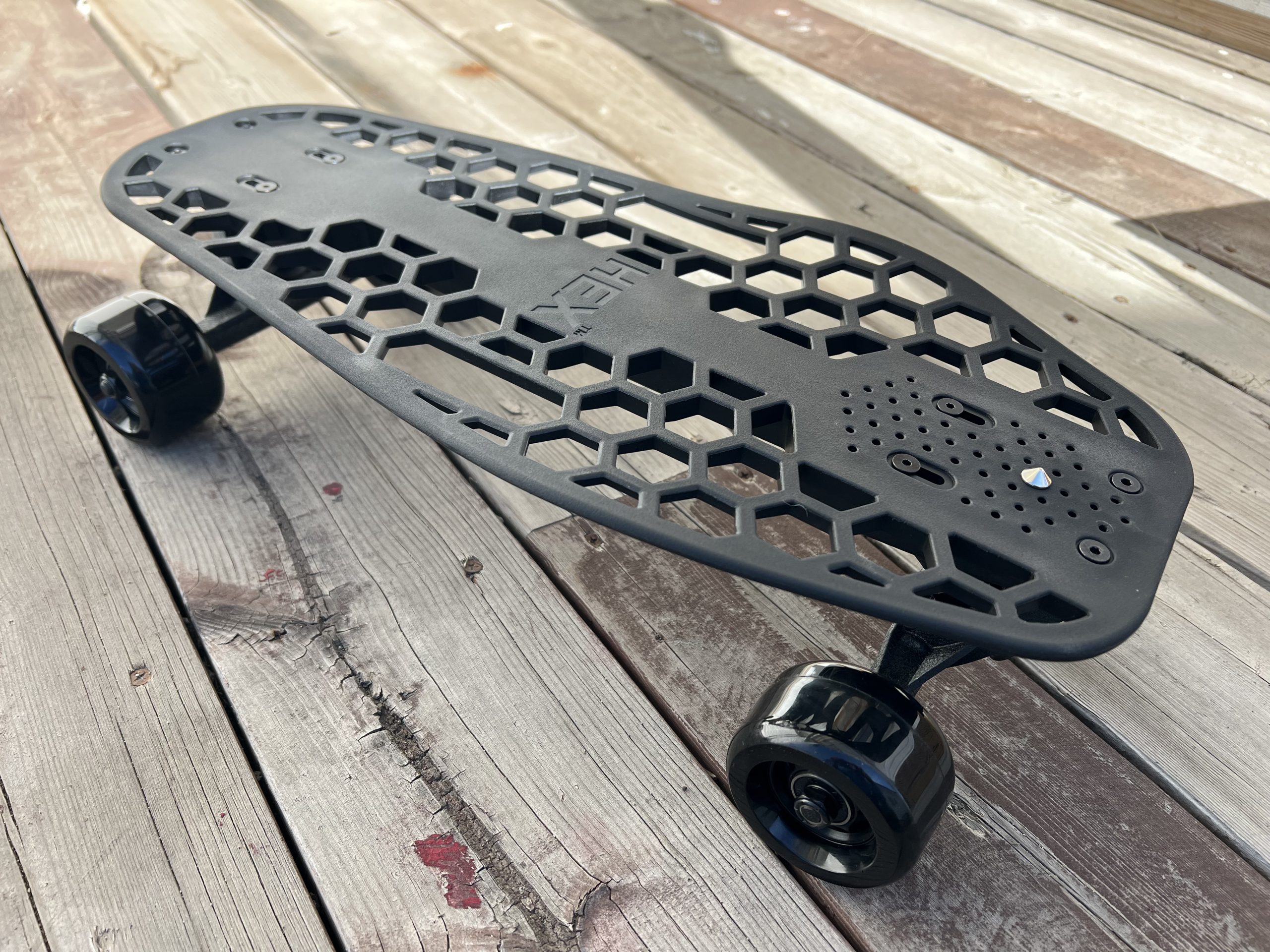 うしろに進まないスケボー「HEX」実際に乗ってみた感想｜どんなミニ