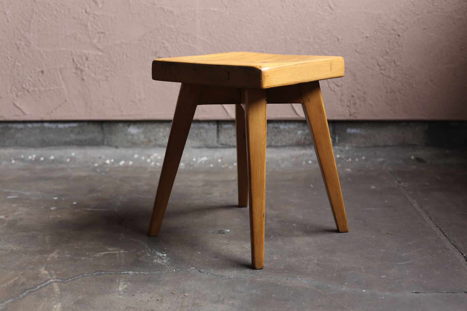 Pair of solid pine stools by Christian Durupt, Meribel 1960 – es