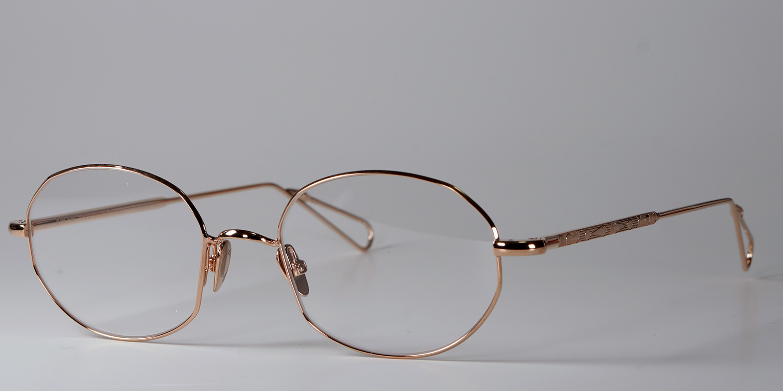 AHLEM(アーレム) | 取扱いブランド | EYE CARE SYSTEM 綱島のメガネ