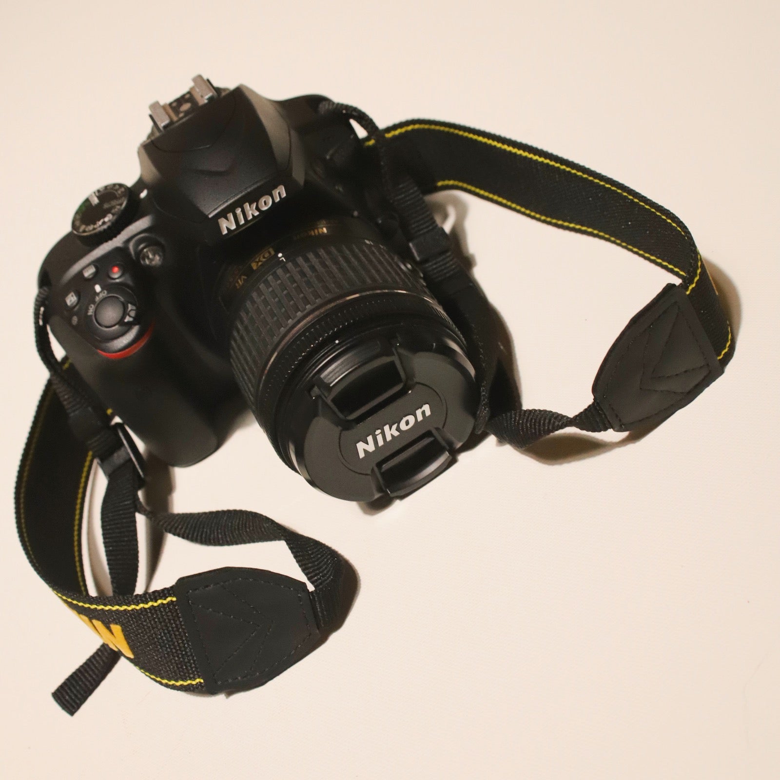 Nicon D3400 – EYE/KHOKI