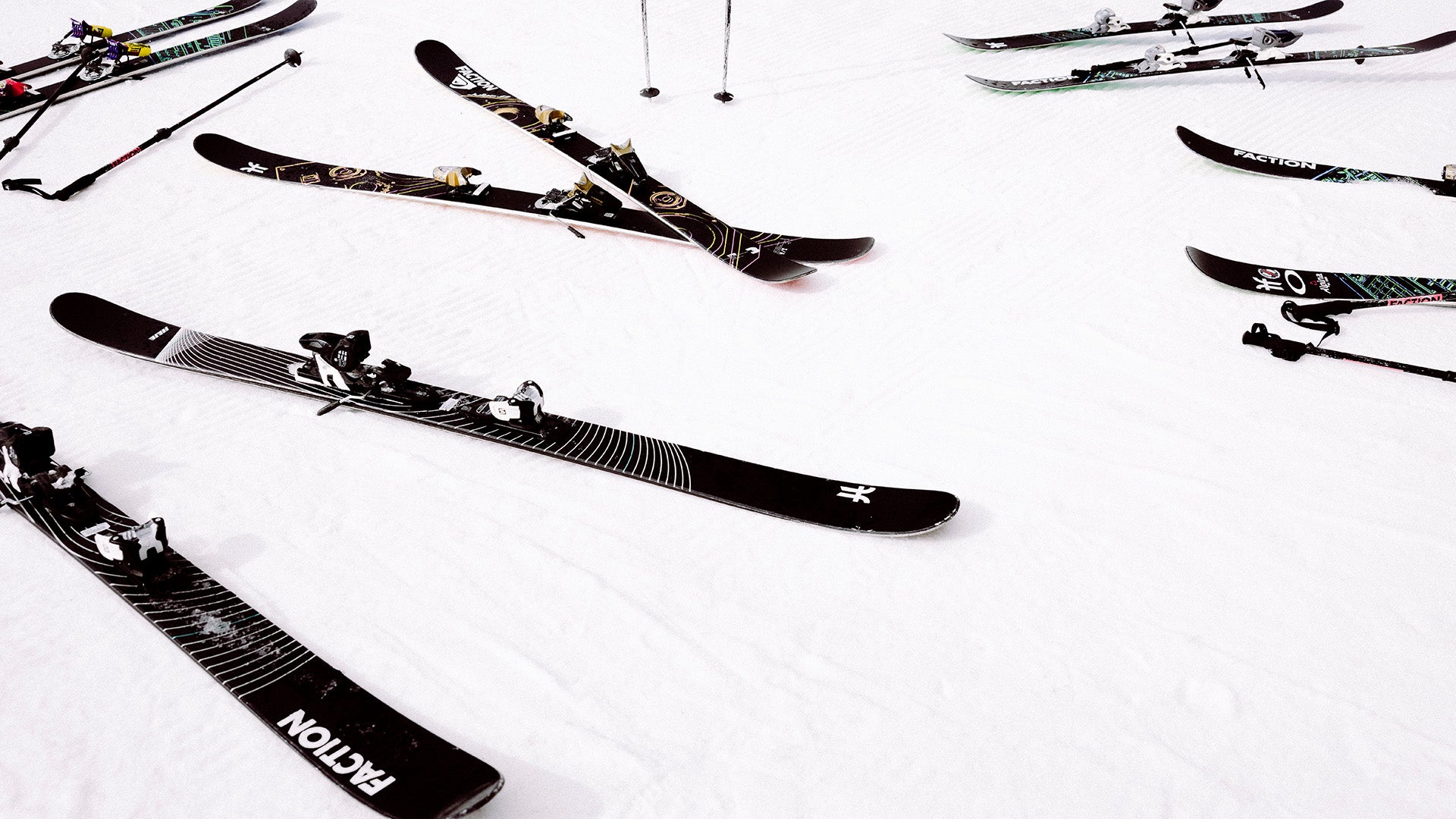 Faction Skis | 私たちの最も愛されているツインチップスキー