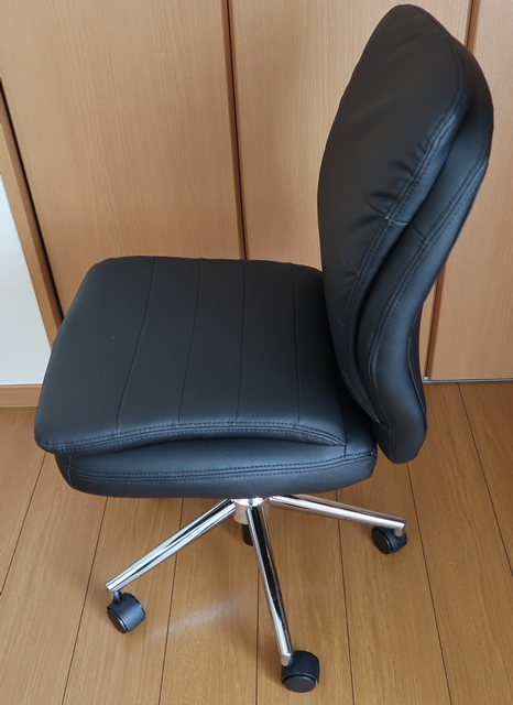 ニトリ学習用椅子 リカルドキッズが最高の座り心地 | falconblog