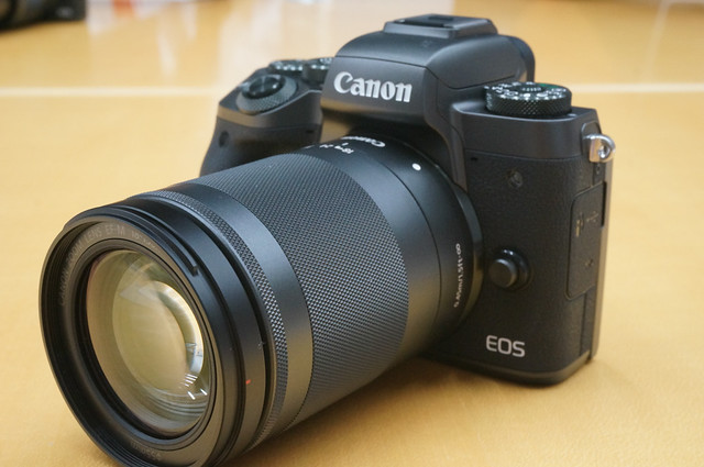趣味なら本気でミラーレス」の時代へ導くカメラ、Canon EOS M5発表会