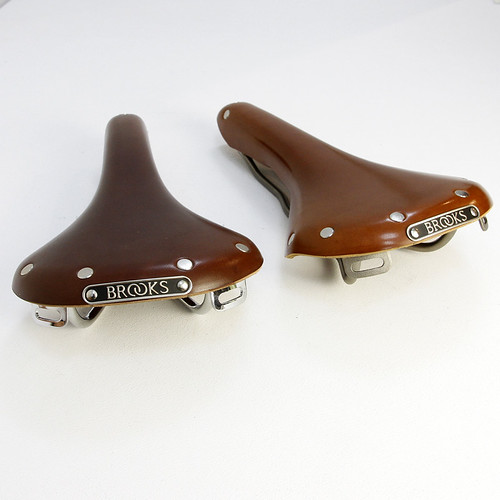 Brooks / B15 SWALLOW / CHROME OR TITANIUM - Above Bike Store