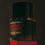 Une Fleur de Cassie Frederic Malle perfume - a fragrance for women