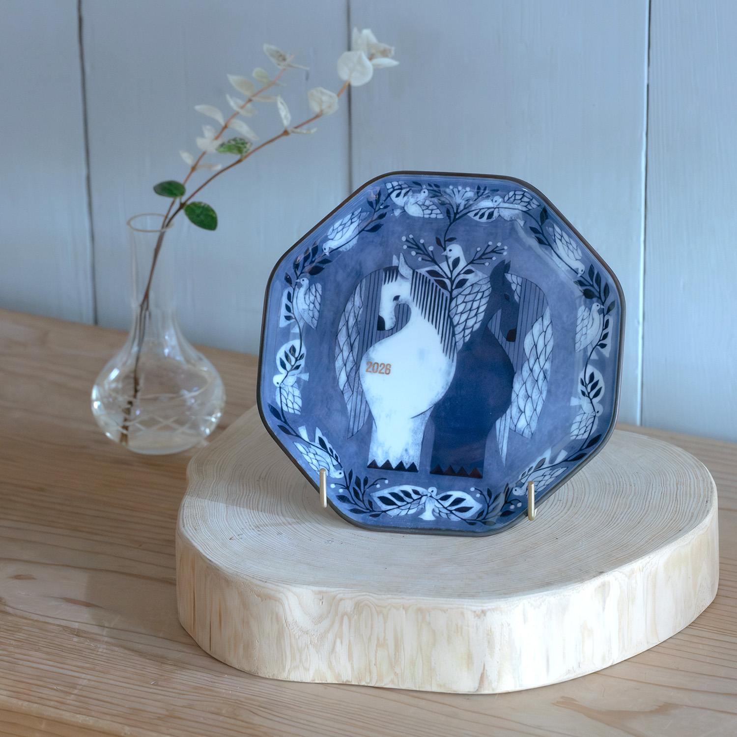 企画アイテム｜福田利之×波佐見 イヤープレート 2026年｜西海陶器