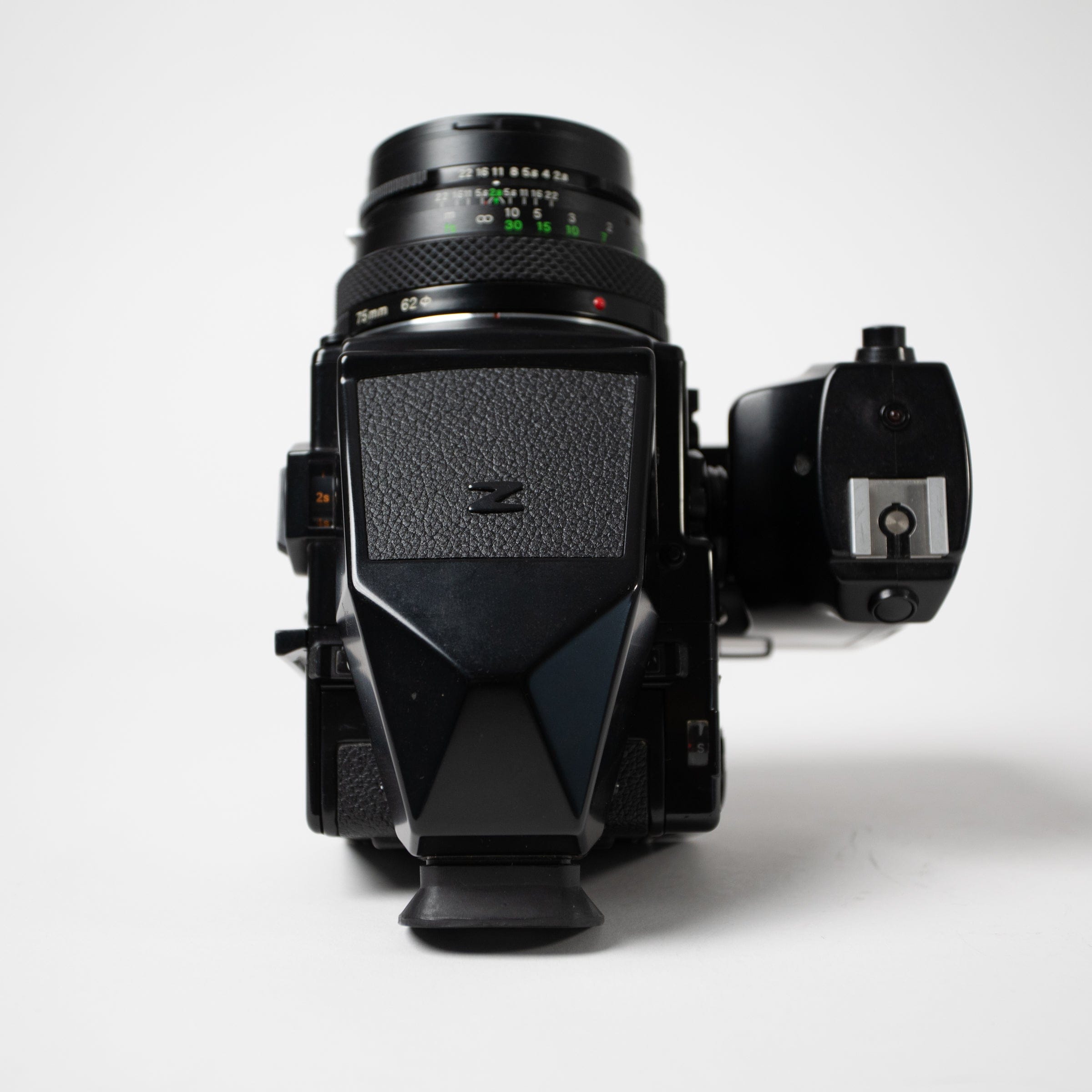 Zenza Bronica ETRSi with 75mm f/2.8 lens No. 7338302 – Film Supply