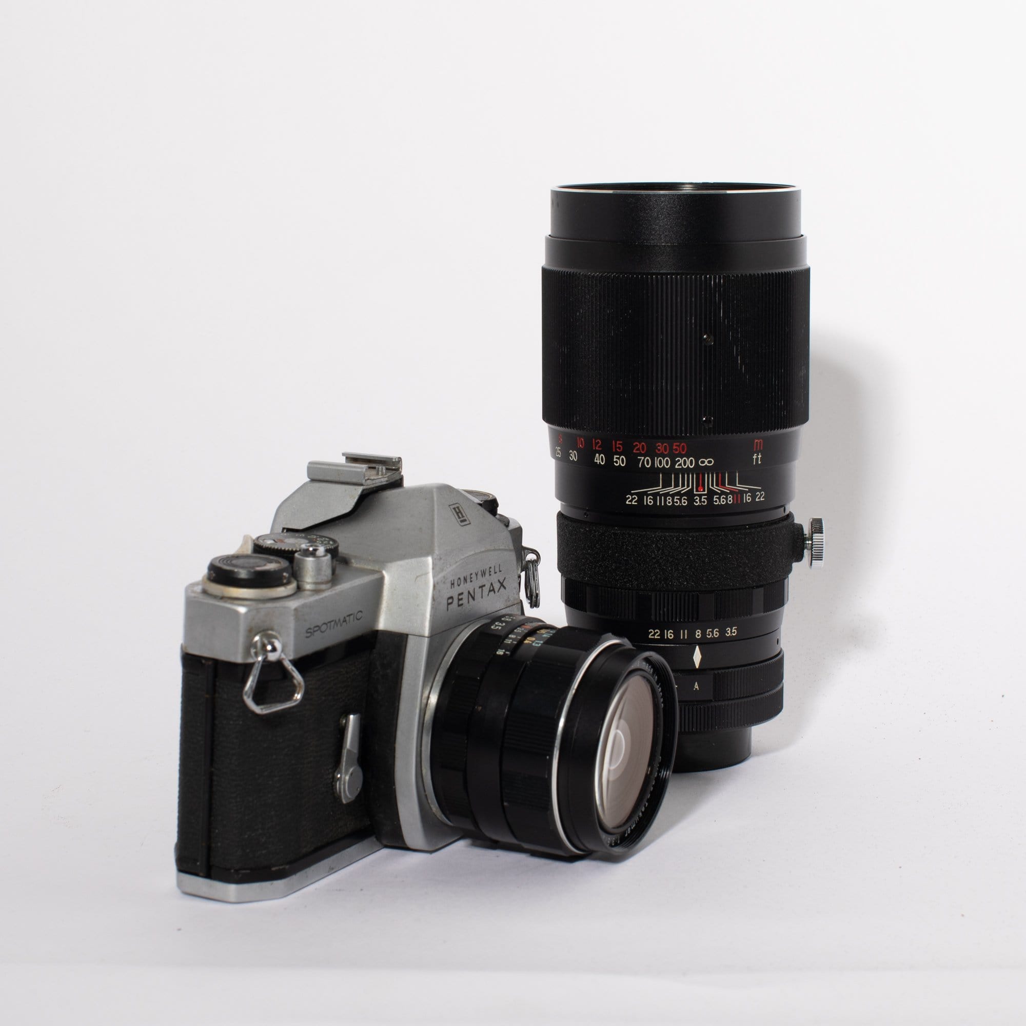 Honeywell Pentax Spotmatic (28mm and 200mm Kit) - FRESH CLA – Film