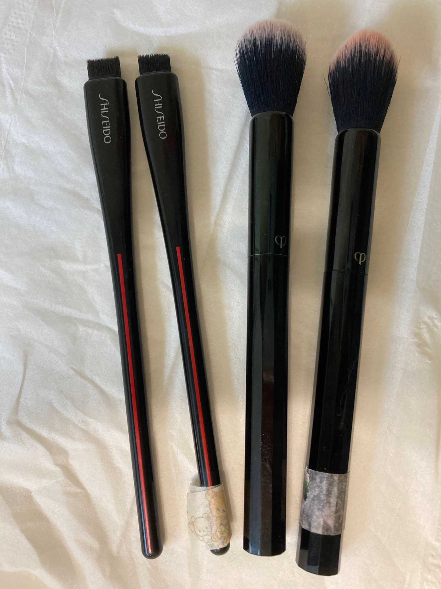 クレ・ド・ポー ボーテ / パンソー(ブラッシュプードル&クレーム)の