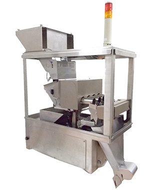 株式会社サタケ 半自動計量包装機「センスケール」 HP15D 自動計量装置