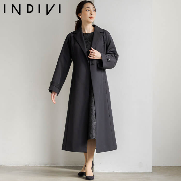 ラグランスリーブのシャンタンコート M・ブラック｜東京ソワール