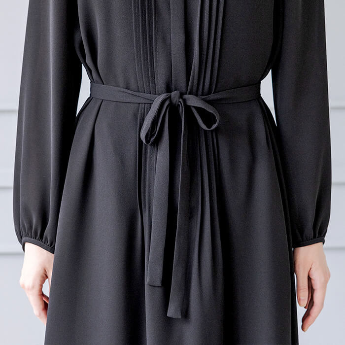 洗える｜フェミニンなピンタックワンピース L・ブラック｜東京