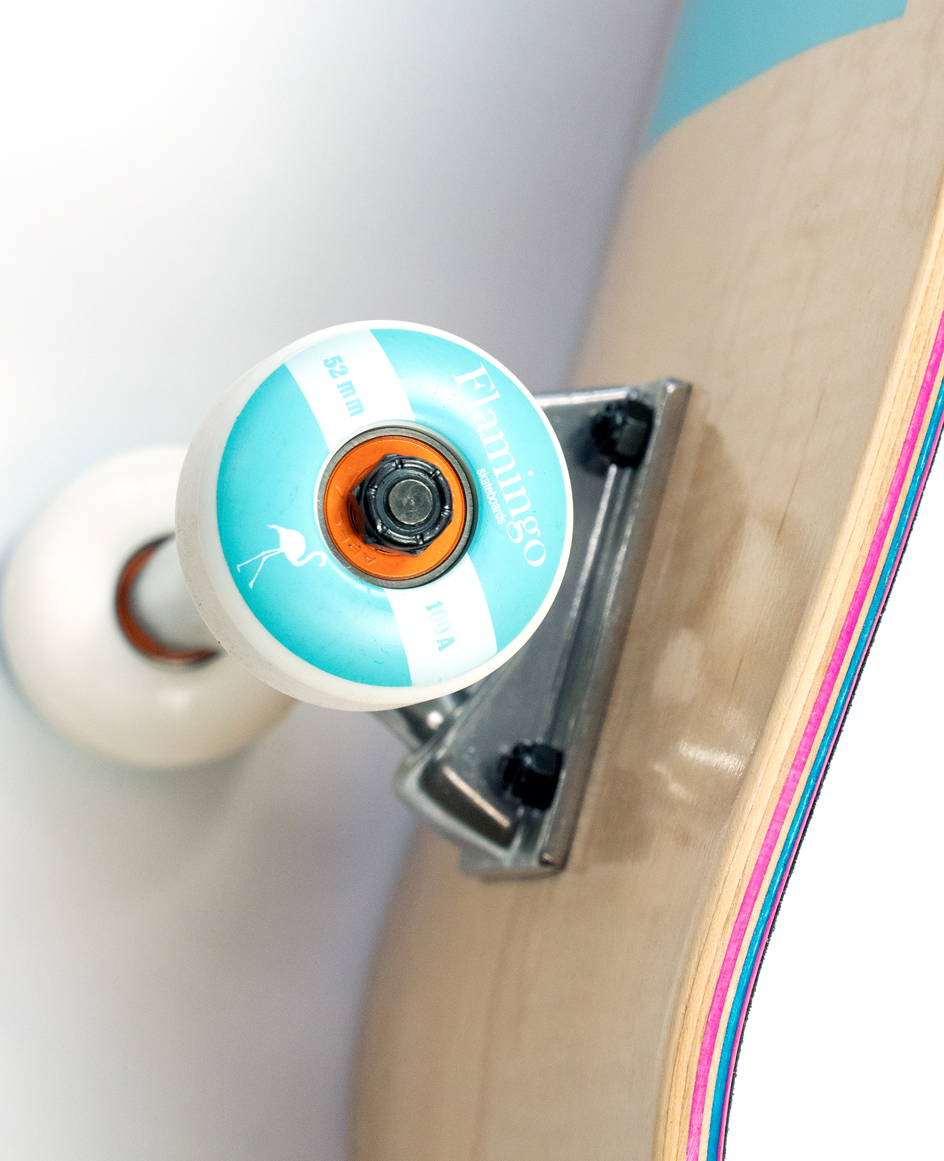 幅が広めの安定性重視男女兼用大人用 | Flamingo Skateboards公式