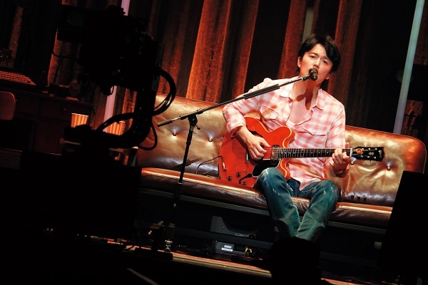 プレミアムイベント「お前と密会」DVD 4巻同時発売決定!! | 福山雅治