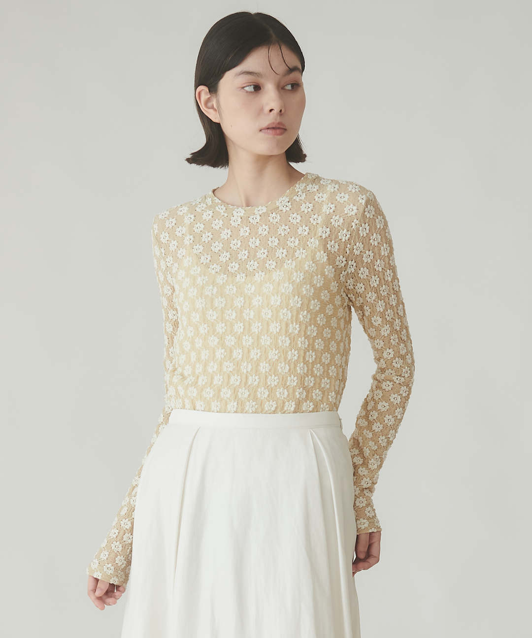 フラワーモチーフレーストップス – FACE SANS FARD