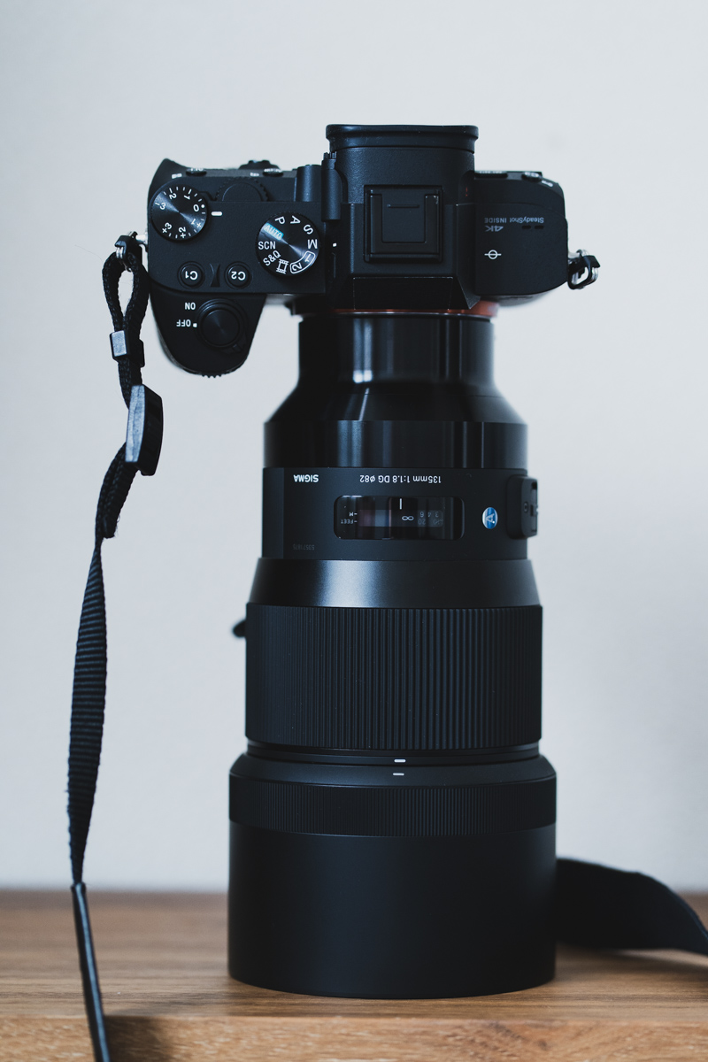 購入前に良く考えて】魔のSIGMA 135mm F1.8 DG HSM | Art | SONY α7 E