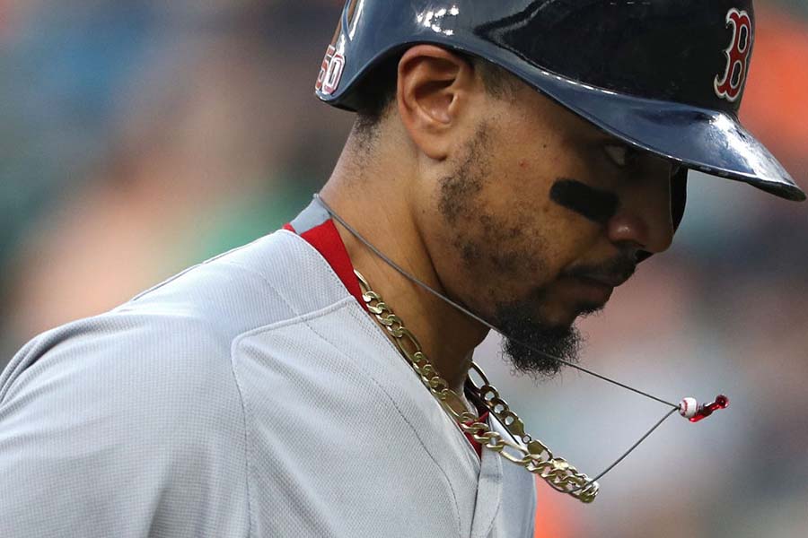 走ってはいけません」…メジャー屈指の外野手、右翼から