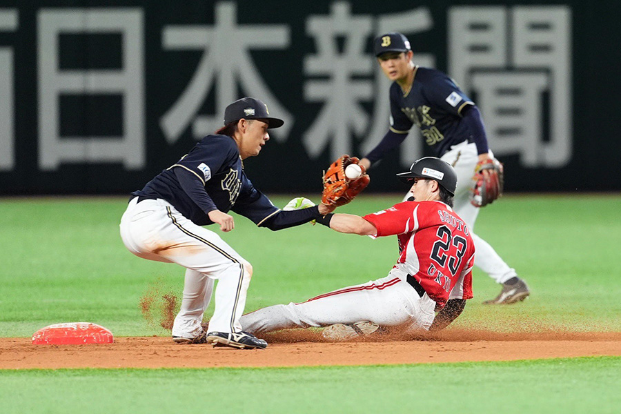 鷹・周東佑京の盗塁がまさかの