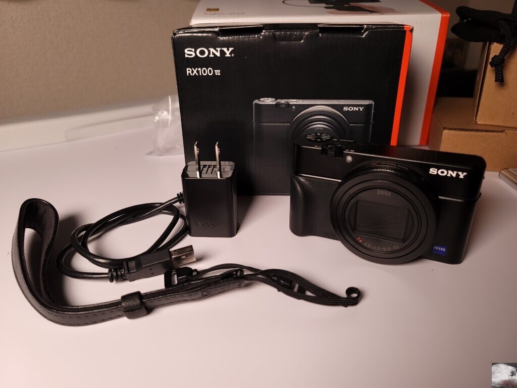 RX100M5A』を室内用に購入しました−『RX100M7』との室内での比較